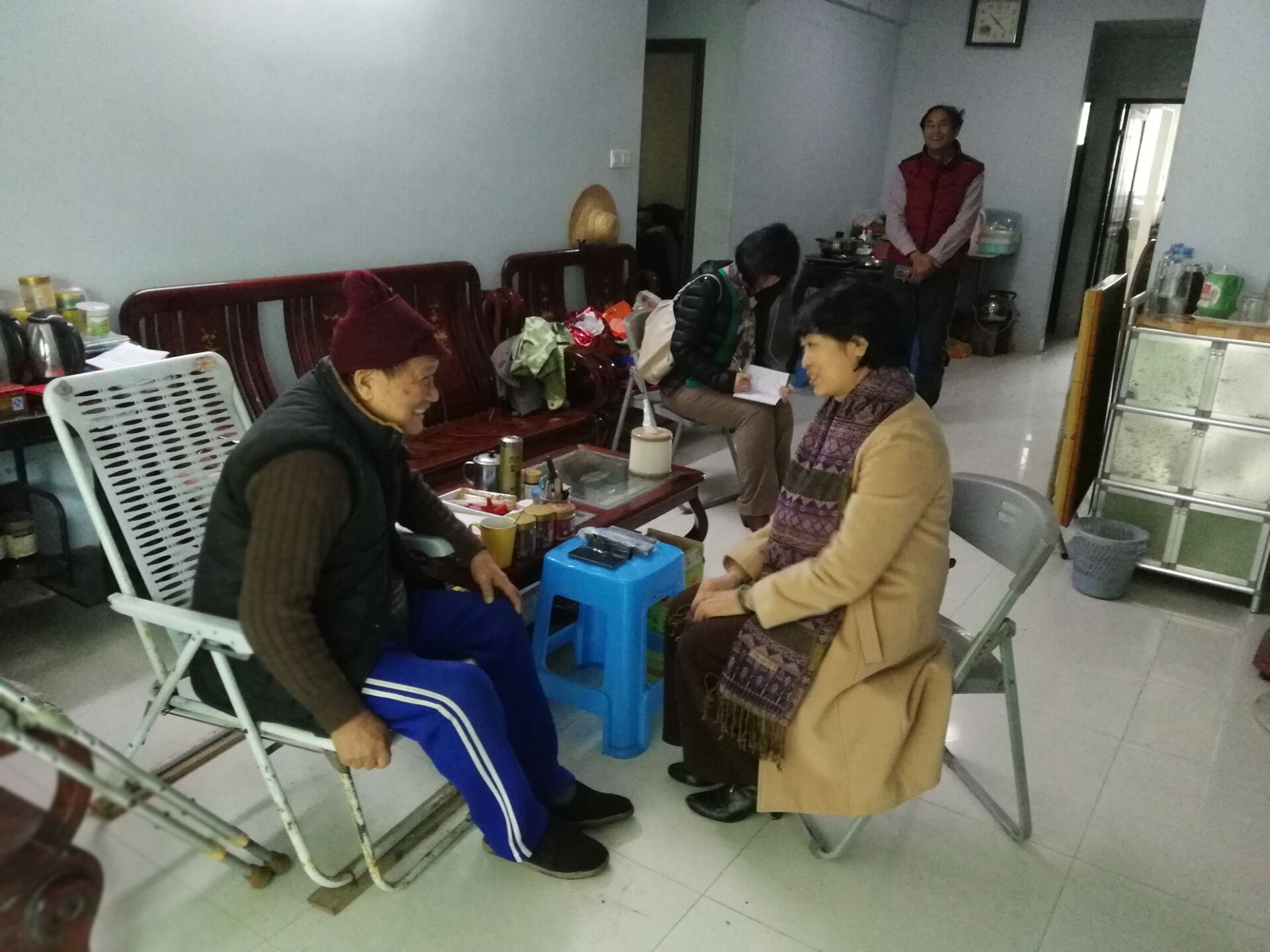 У�쵼�߷�ο���롢����У�쵼�����ѵ�Ա�ɲ�����ְ��